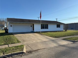 225 Jessica Dr, Dover, OH 44622