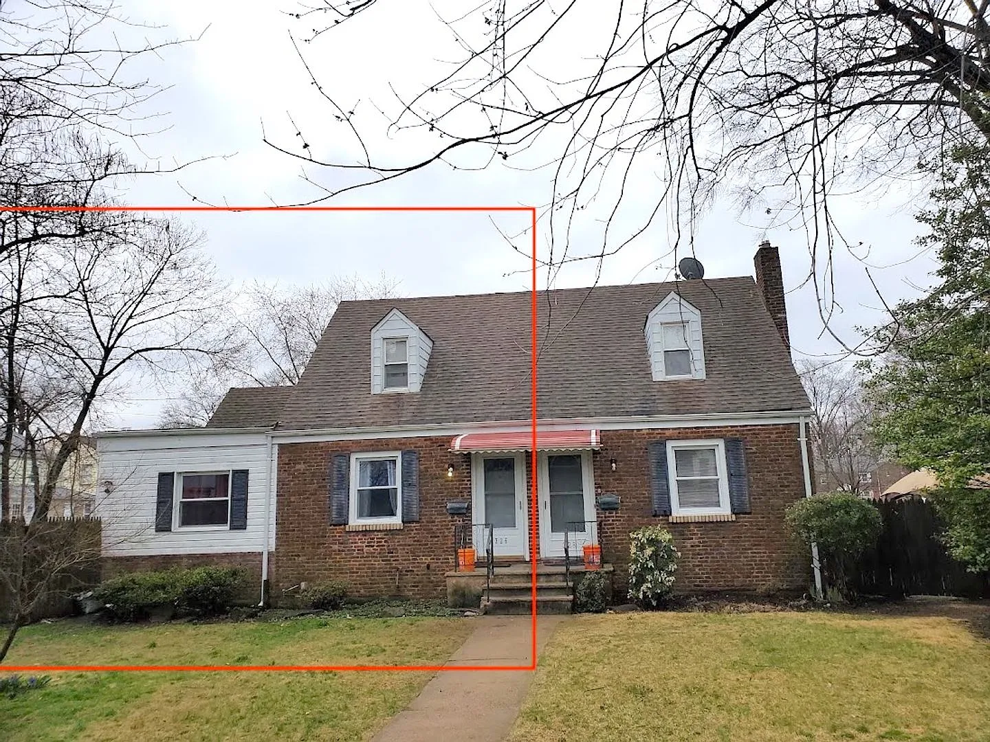 326LowerAlden — Photo 2