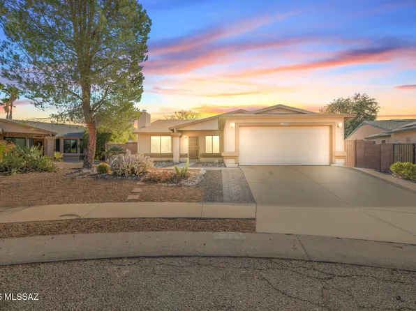 10240 E Circle Pines Dr, Tucson, AZ 85748