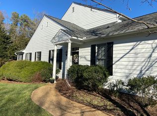 10140 Forrest Patch Dr, Mechanicsville, VA 23116