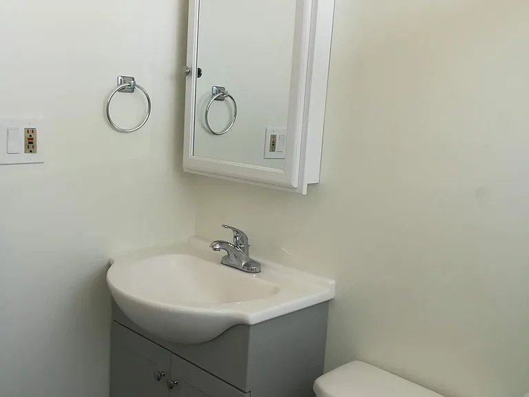 7549 N Hollywood Way #1 — Photo 15