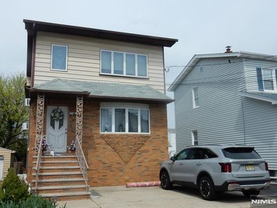 21 Pine St, Lodi, NJ, 07644