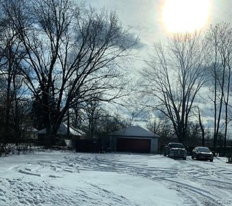 2400 Page Ave, Jackson, MI, 49203