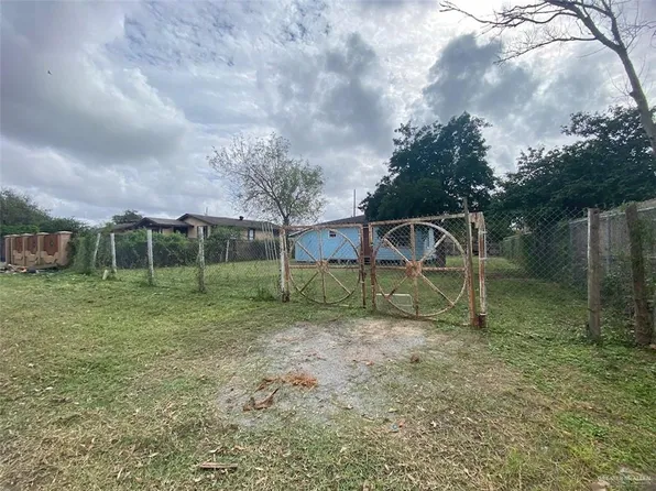 207 San Bernardino Dr, Alamo, TX 78516