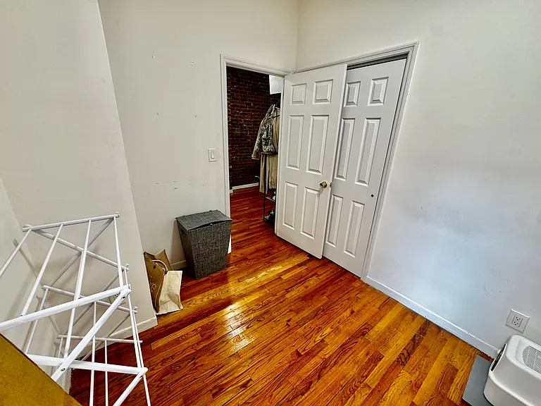 435 E 75th St #7 — Photo 15