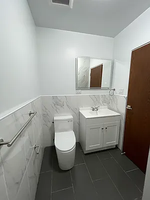 Rented by Olympic CIty Real Estate | media 19