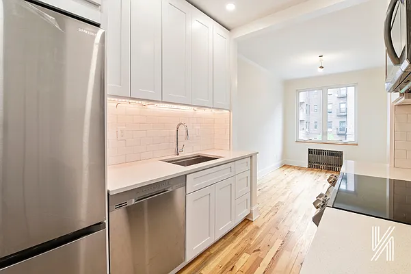 Rented by Compass | media 3