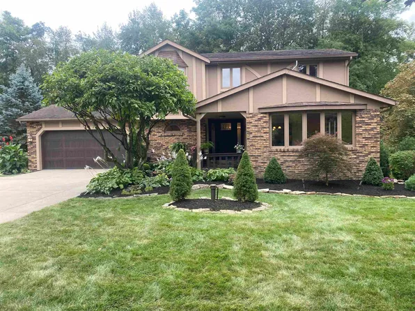 12114 Bayshore Blvd, Grabill, IN 46741