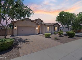 851 E Hampton Ln, Gilbert, AZ 85295