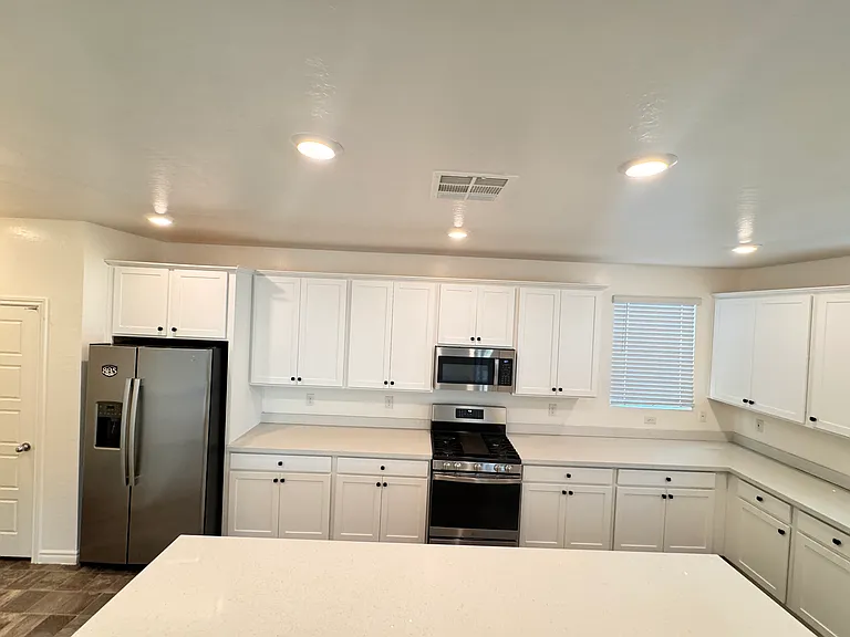 2711 Lindsey Springs St — Photo 13