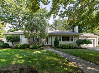 54 Ellis Dr, Worcester, MA 01609