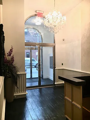 Rented by Douglas Elliman | media 27