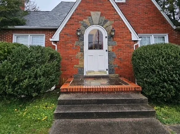 (undisclosed Address), Damascus, MD 20872