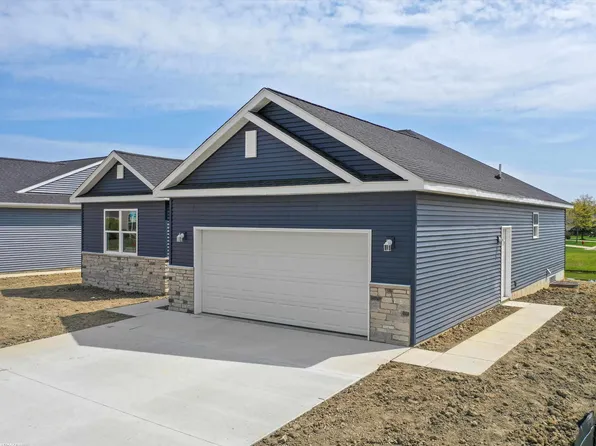 70794 Sunny Brook Ln #7, Richmond, MI 48062