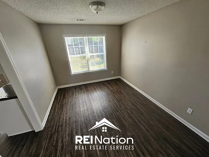 3 bed, 2.5 bath, 1732 sqft, $1,850 — Photo 4