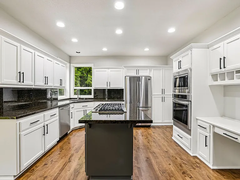 6755 SW Sean Michael Pl — Photo 7