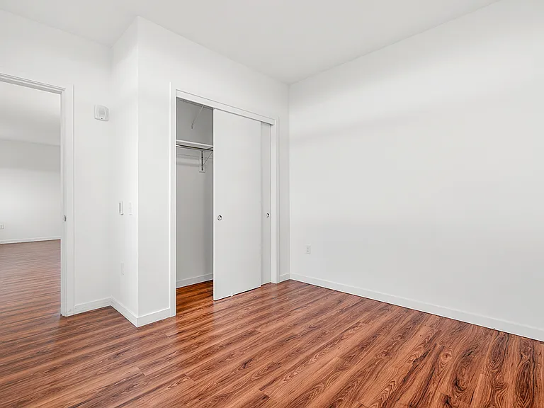 101 John St — Photo 19