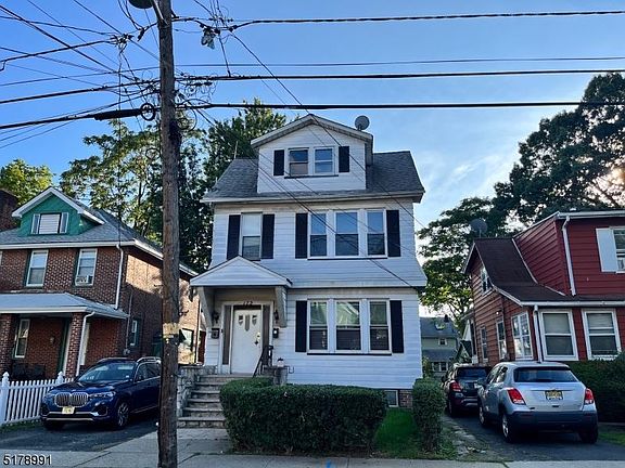 3rd image of 172 Paine Ave