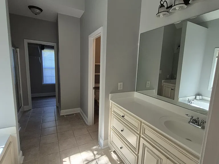 325 Veranda Park Ln — Photo 9
