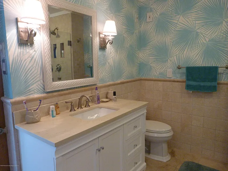4 Ocean Ave #14 — Photo 27