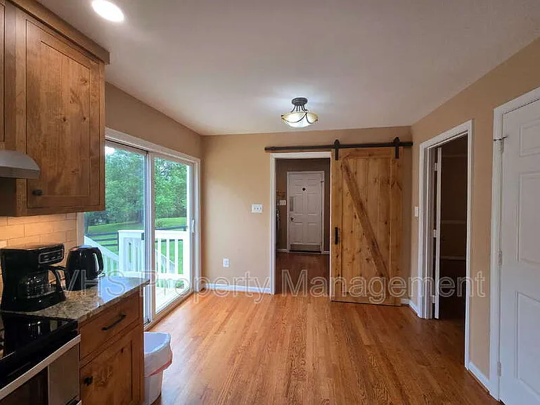 5712 John Barton Payne Rd — Photo 17