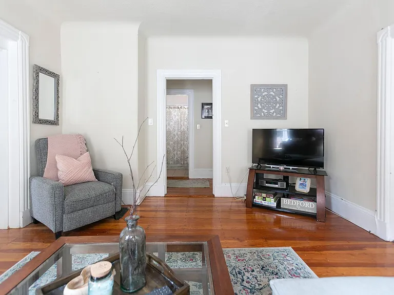 67 Avon St #2A — Photo 4