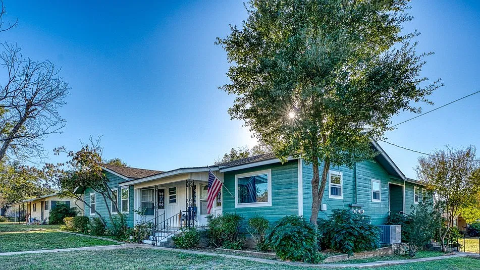903 Wright St #903