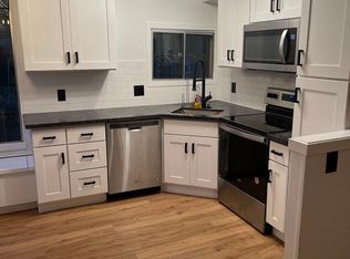 7280 SW Stewart St, Portland, OR 97223