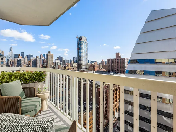 50 Lexington Avenue image 6 of 12