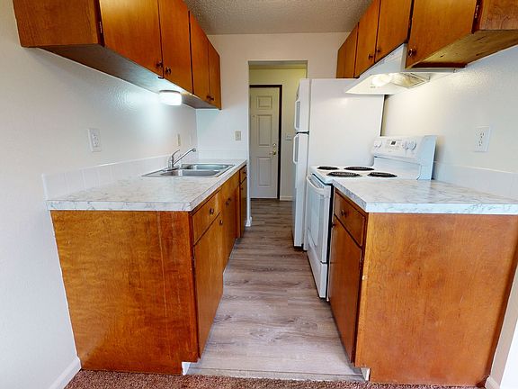 4th image of 1029 Bay St #215A-1