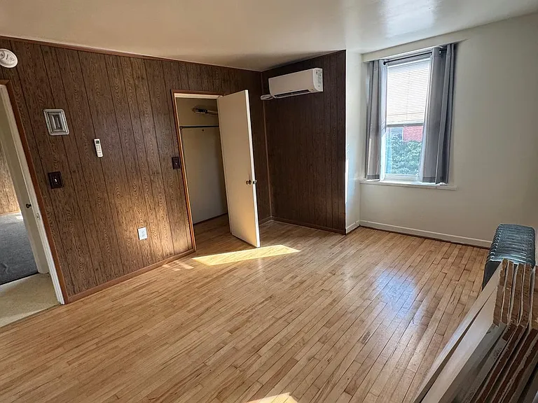 106 W Main St #10 — Photo 5