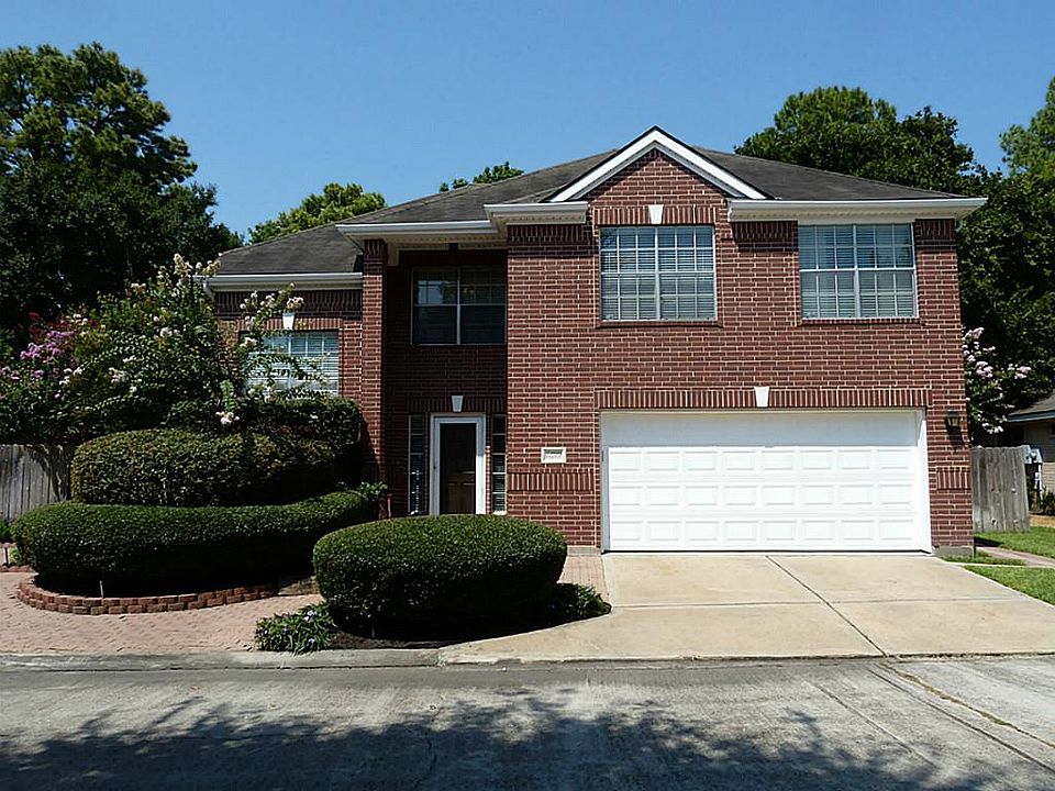 1st image of 11719 Emerald Wood Dr