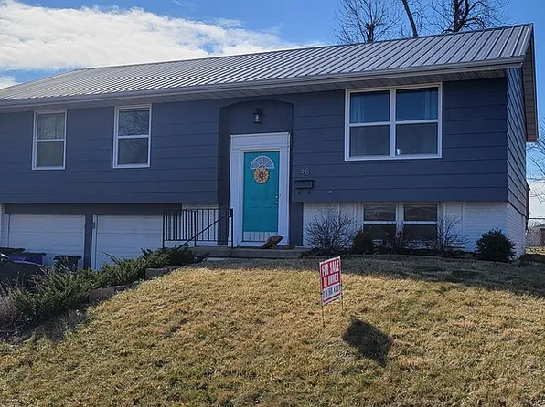 48 Fleetwood Rd NW, Cedar Rapids, IA 52405