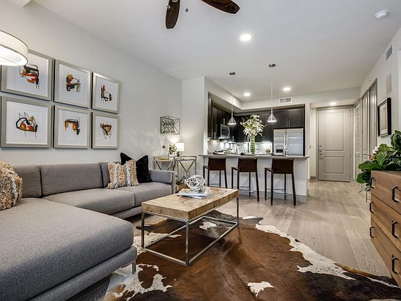3rd image of 1600 Post Oak Blvd #122