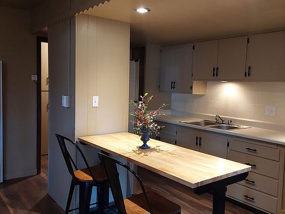 5th image of 2581 Elwood Ave #C