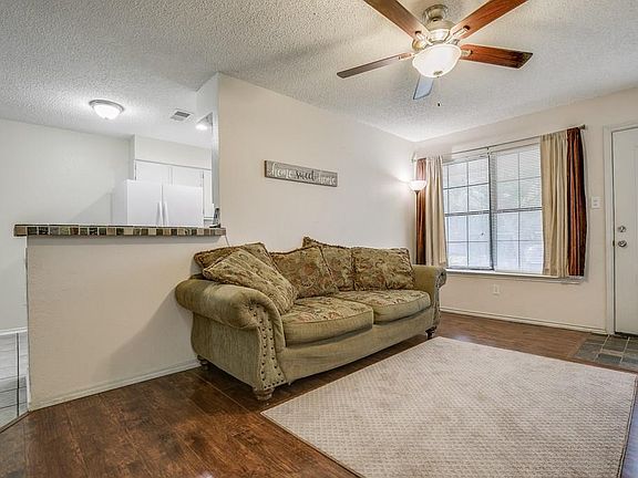 4th image of 507 Mary Jane Ln