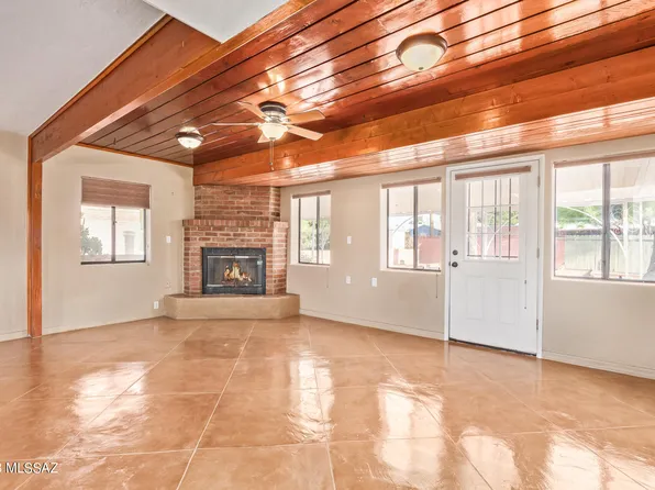 5650 E 2nd St, Tucson, AZ 85711