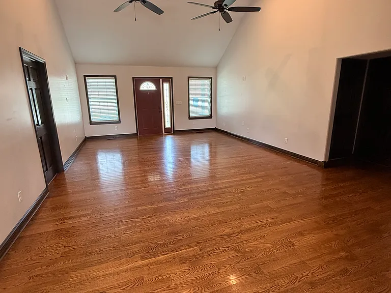 906 Summit Rd — Photo 9