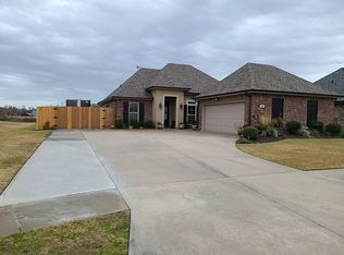 126 Linest Dr, Houma, LA 70364