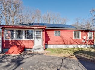 88 Willowdale Rd, Tyngsboro, MA 01879