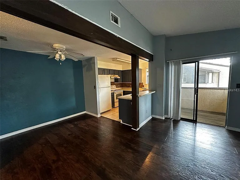 2942 Antique Oaks Cir #86 — Photo 6