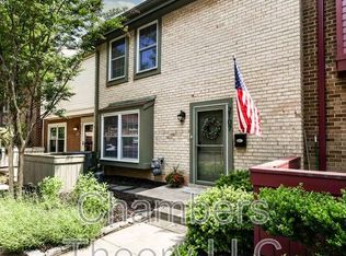 2107 Golf Course Dr, Reston, VA 20191