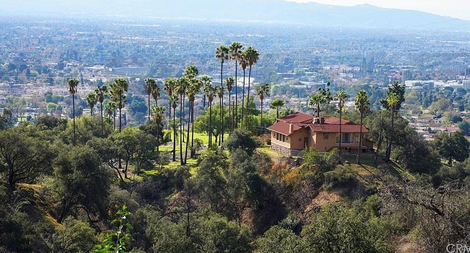 1st image of 951 N Glendora Ave