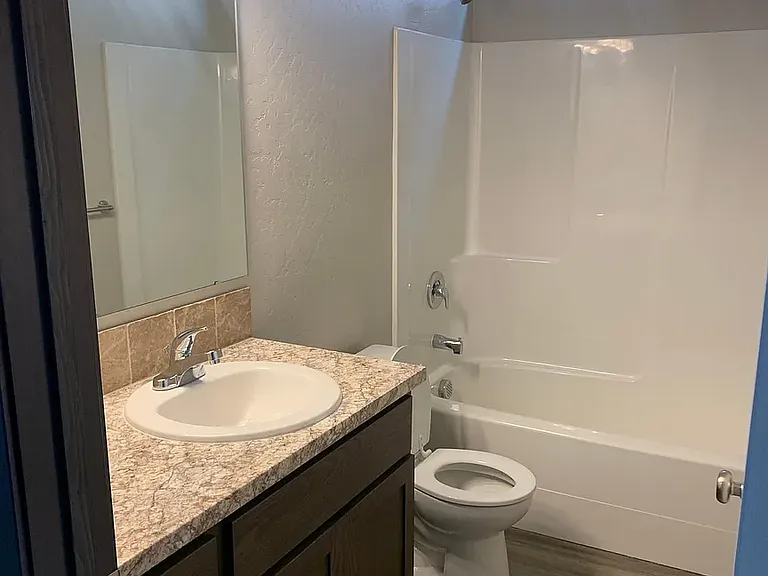 Columbia Villa & Cove — Photo 35
