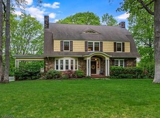 32 Rensselaer Rd, Essex Fells, NJ 07021