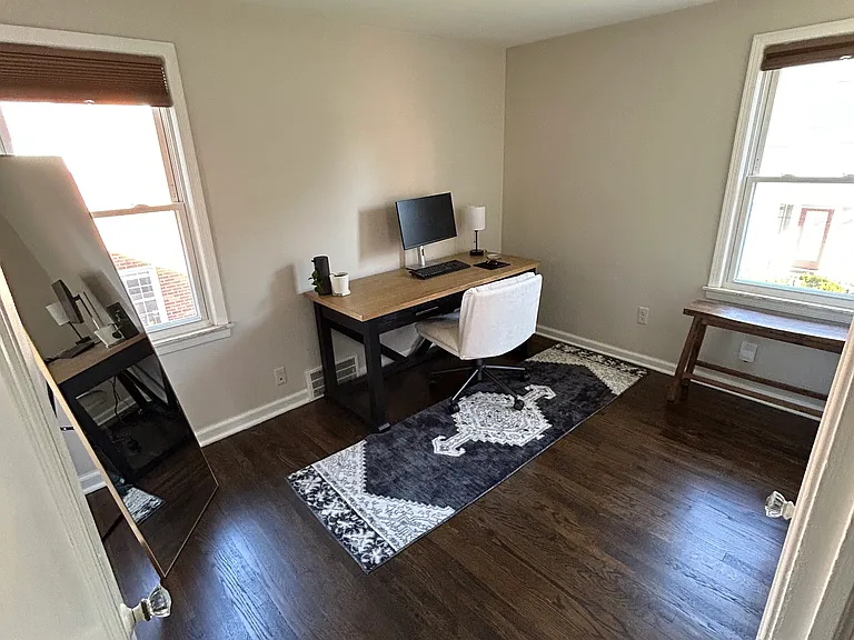 Second bedroom/office