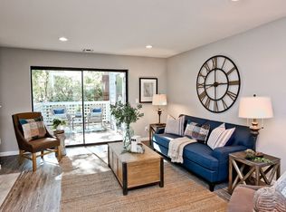 2677 Oak Rd APT 102, Walnut Creek, CA 94597