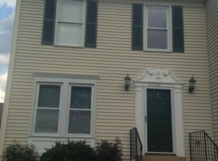 21156 Hedgerow Ter, Ashburn, VA 20147
