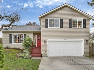 58930 Tundra Ct, Saint Helens, OR