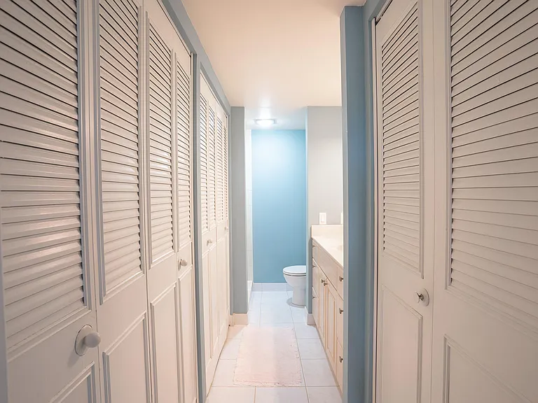 250 NE 20th St #4190 — Photo 11
